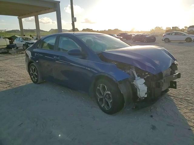 2020 KIA Forte VIN 3KPF24AD9LE194780 Copart auction photo, front end / minor dent/scratches damage thumbnail 11