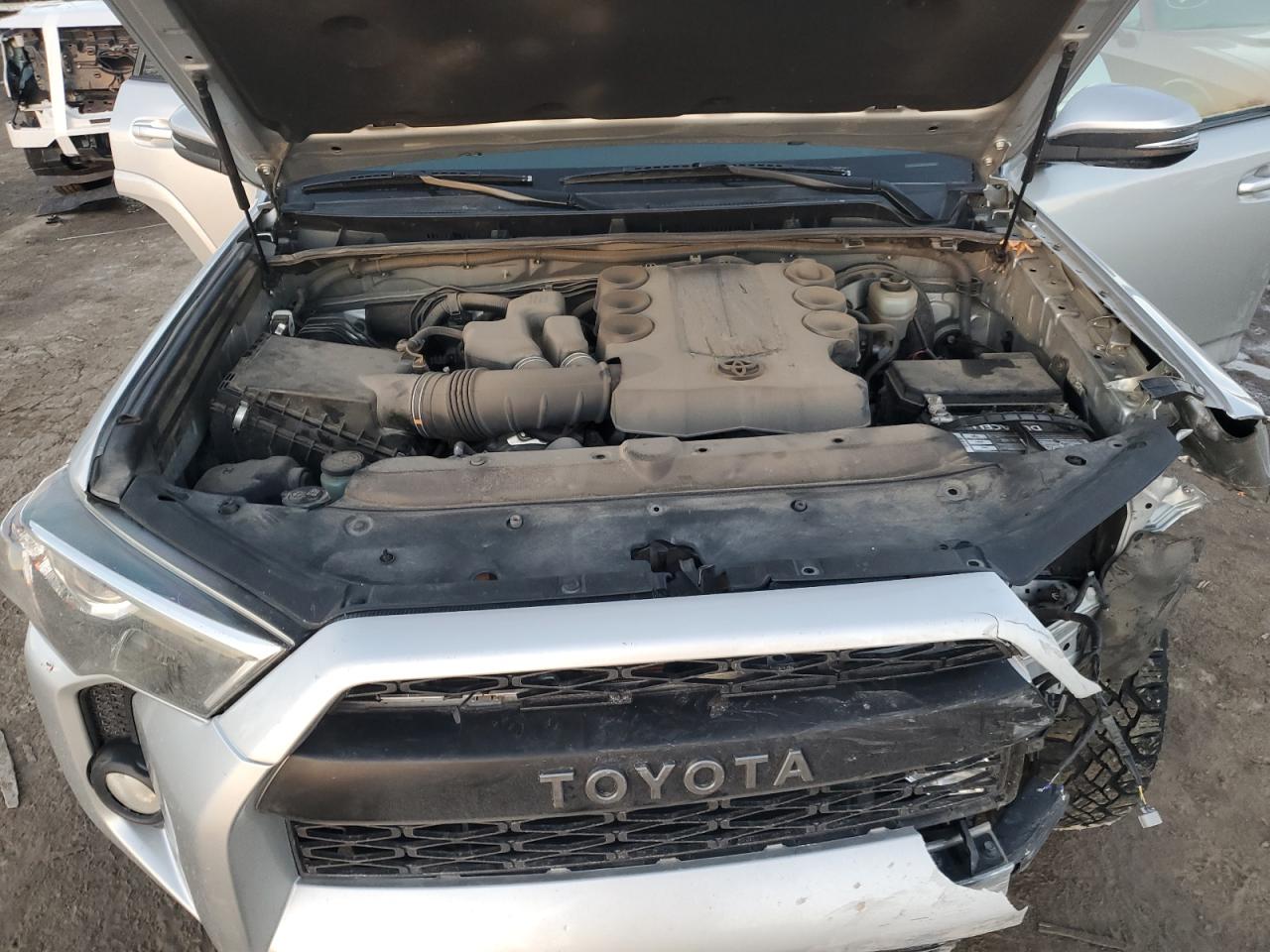 2018 Toyota 4Runner VIN JTEZU5JR1J5180904 Copart auction photo, front end / side damage thumbnail 14