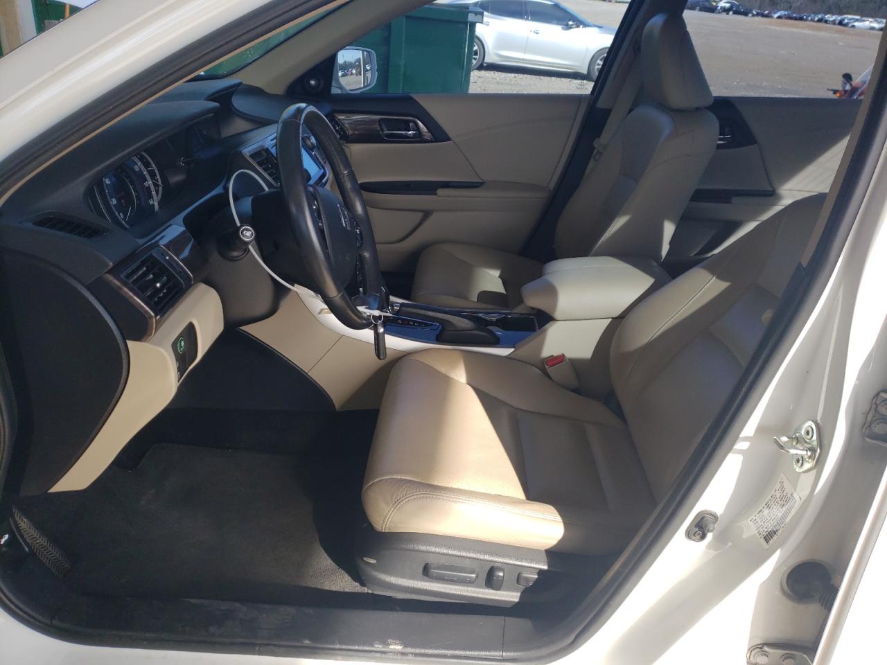 2017 Honda Accord VIN 1HGCR2F95HA276900 Copart auction photo, front end damage thumbnail 7