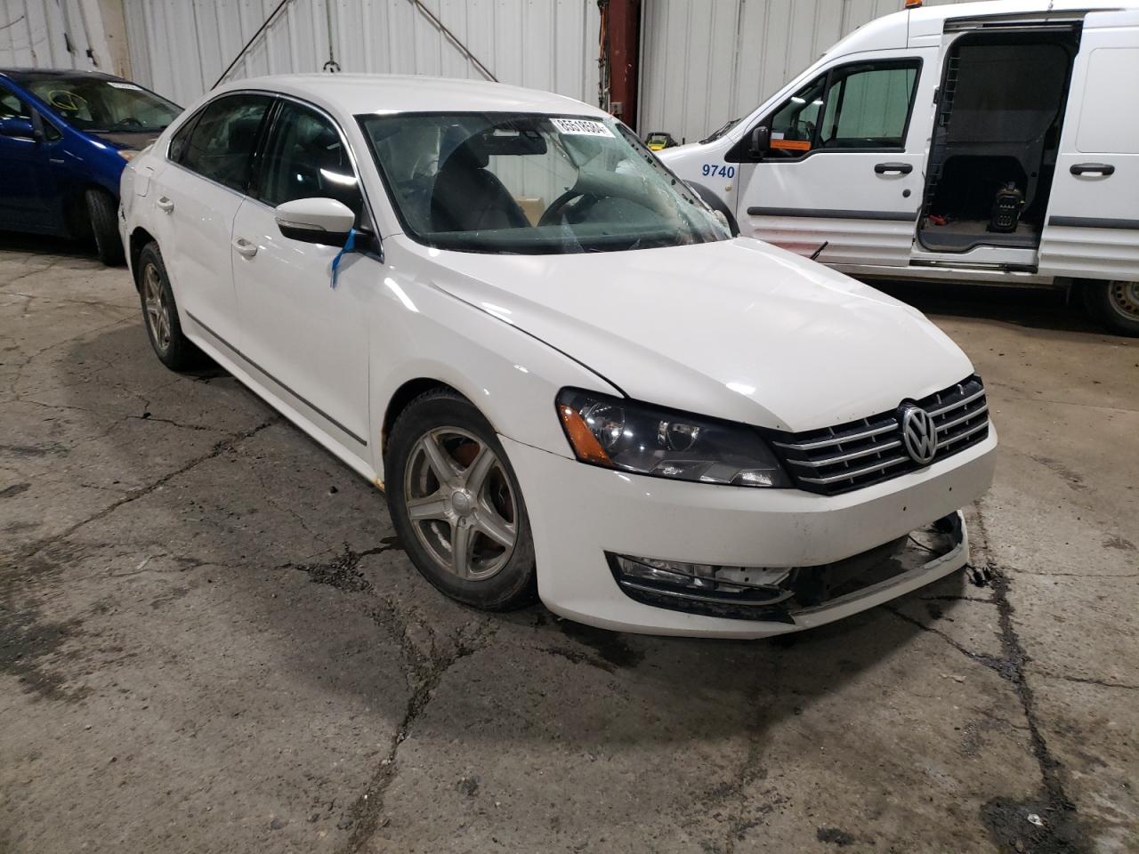 2014 Volkswagen Passat VIN 1VWAN7A39EC012884 Copart auction photo, all over / side damage thumbnail 4