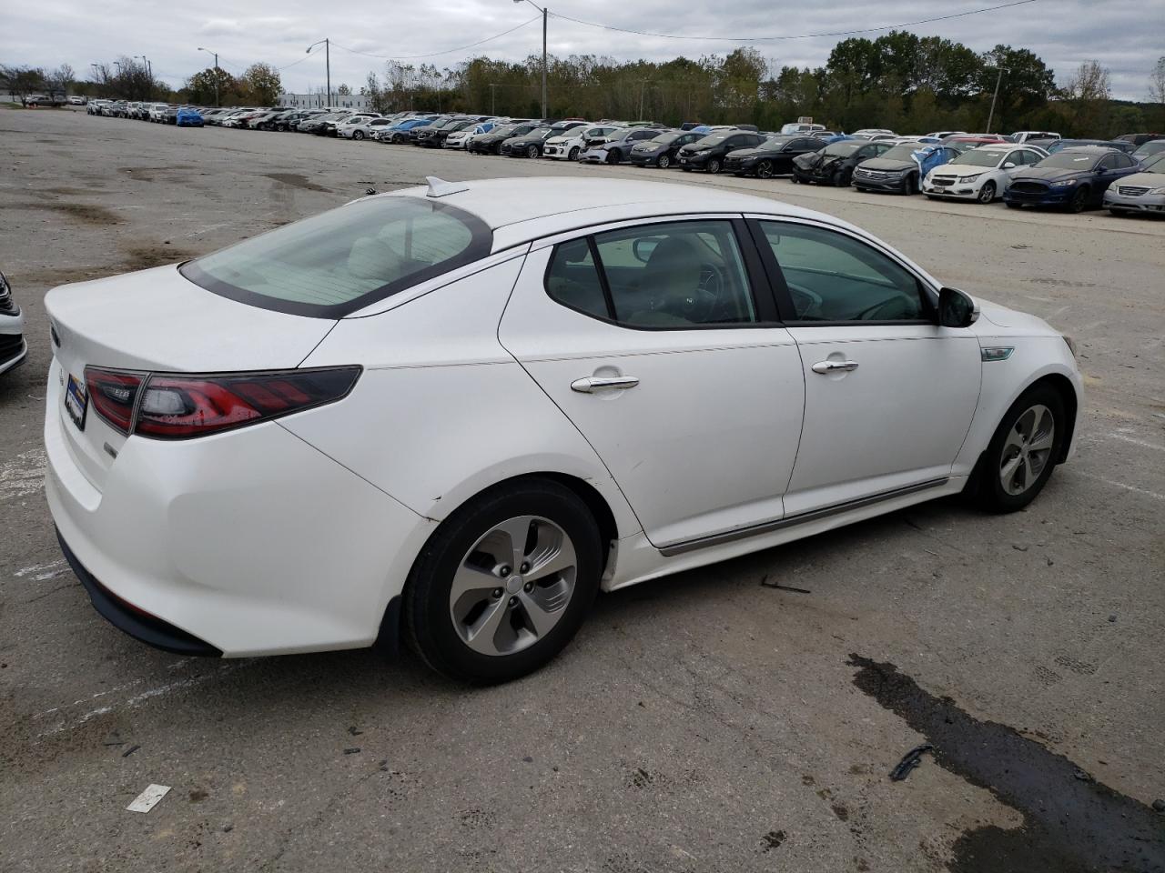 2015 KIA Optima VIN KNAGM4AD5F5087771 Copart auction photo, front end damage thumbnail 3