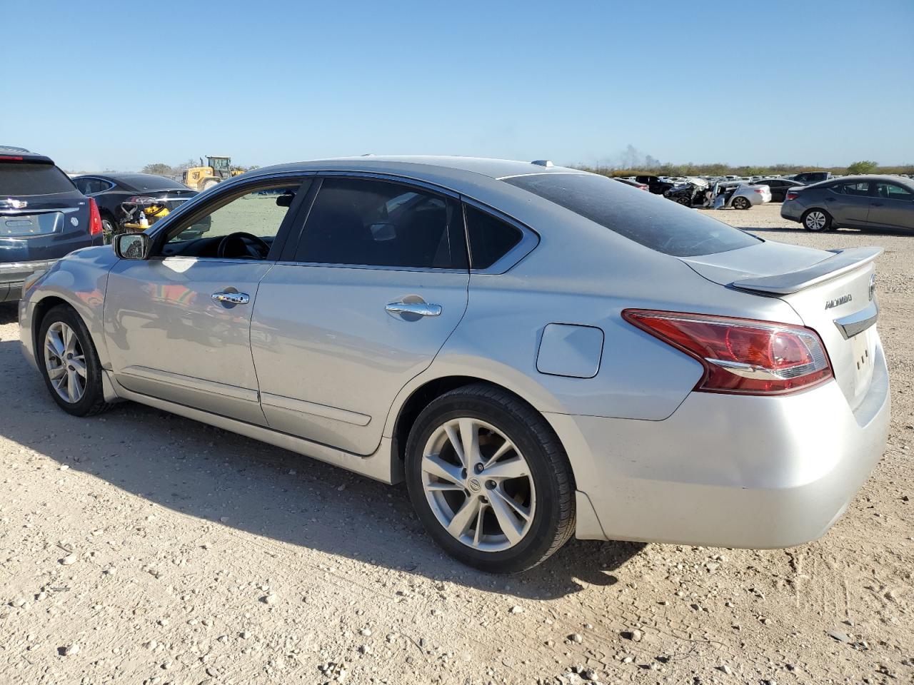 2013 Nissan Altima VIN 1N4AL3AP3DC275946 Copart auction photo, front end / minor dent/scratches damage thumbnail 2