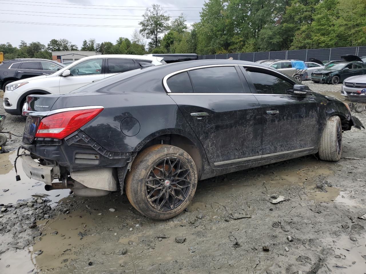 2015 Buick LaCrosse VIN 1G4GB5G33FF324132 Copart auction photo, front end / rear end damage thumbnail 3