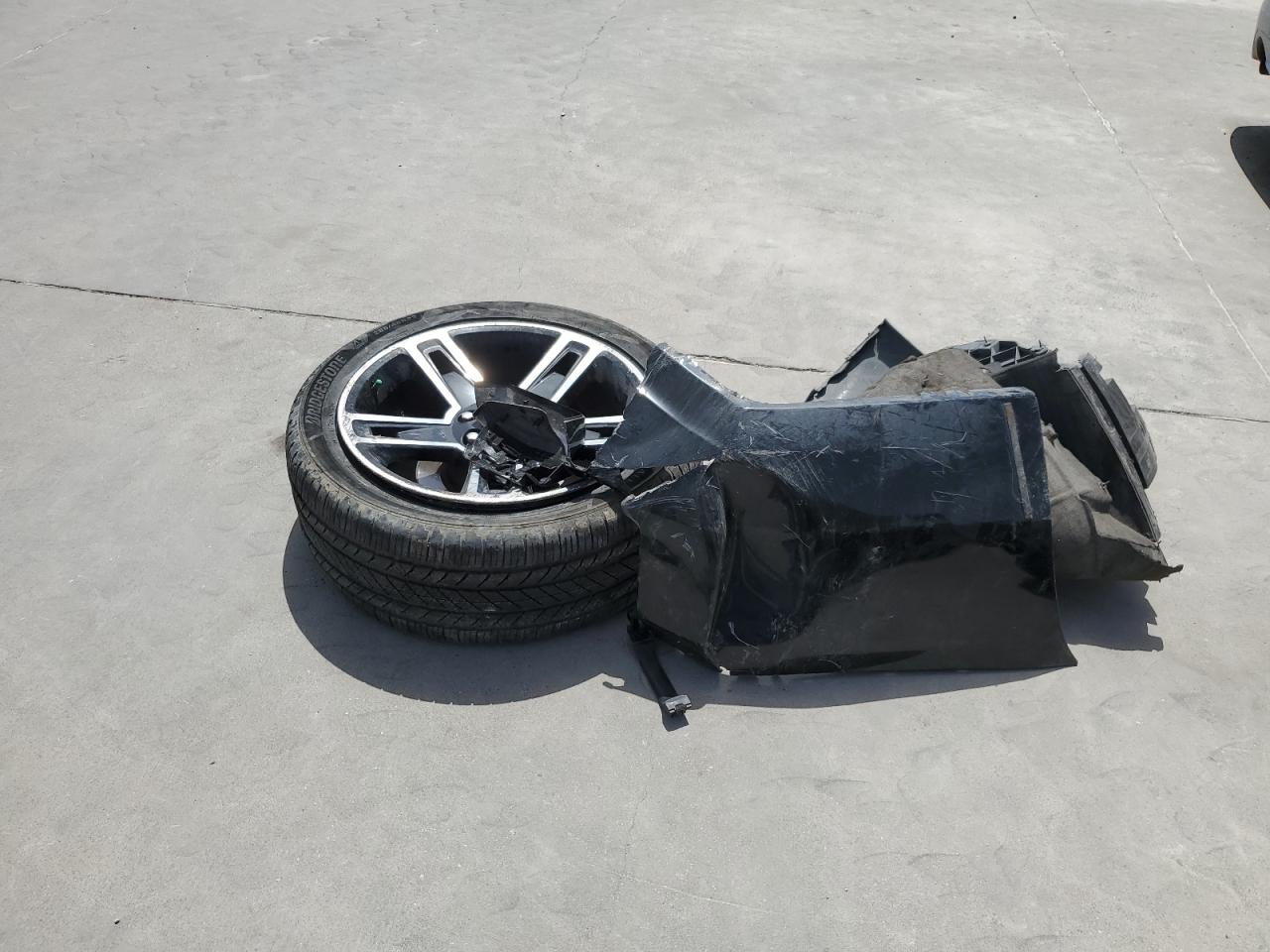 2019 Chevrolet Tahoe VIN 1GNSKAKC5KR280438 Copart auction photo, all over / rollover damage thumbnail 13