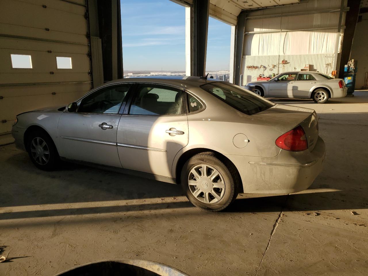 2008 Buick LaCrosse VIN 2G4WC582481171897 Copart auction photo, all over damage thumbnail 2