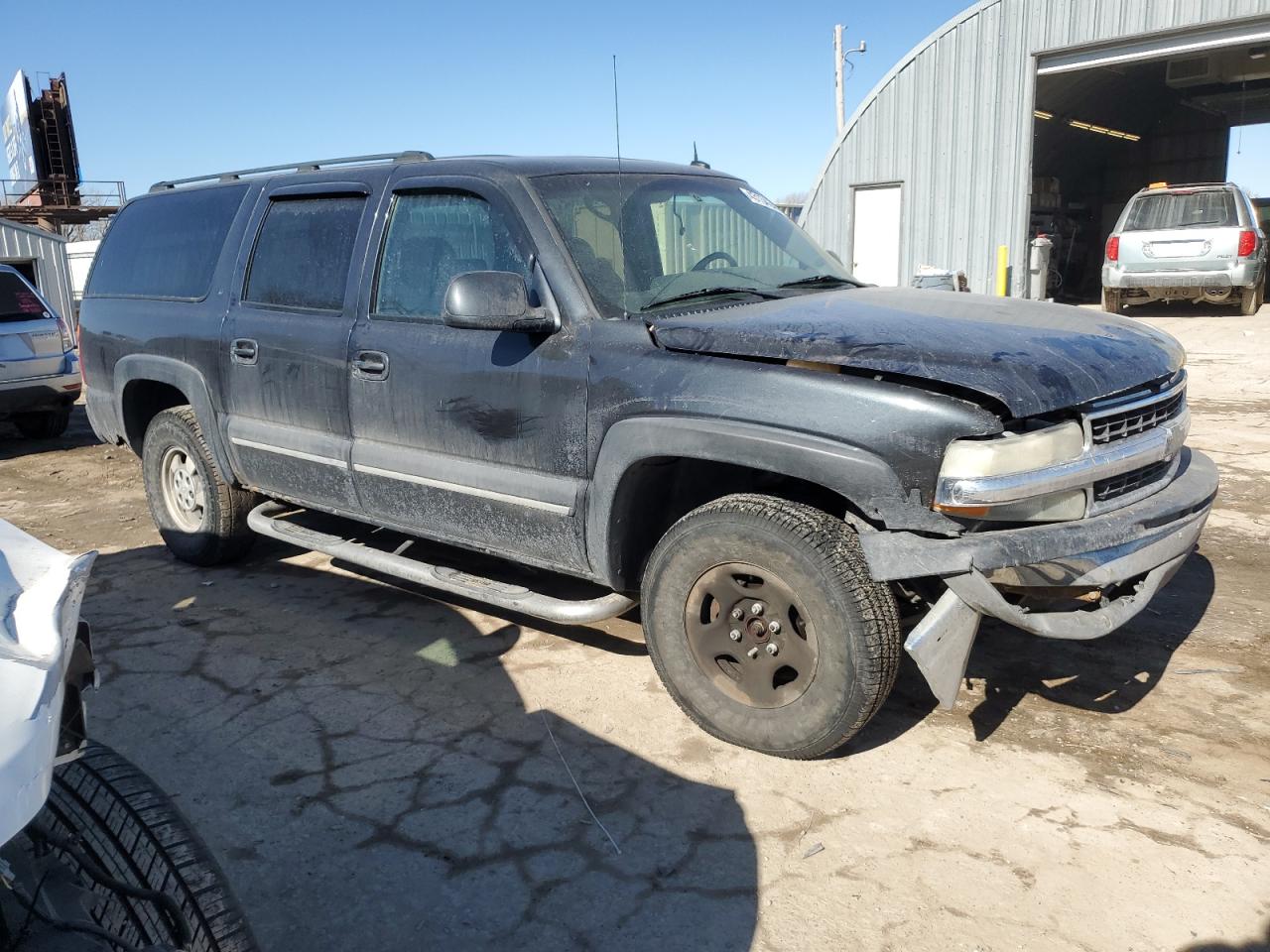 2003 Chevrolet Suburban VIN 3GNFK16ZX3G222987 Copart auction photo, front end damage thumbnail 4