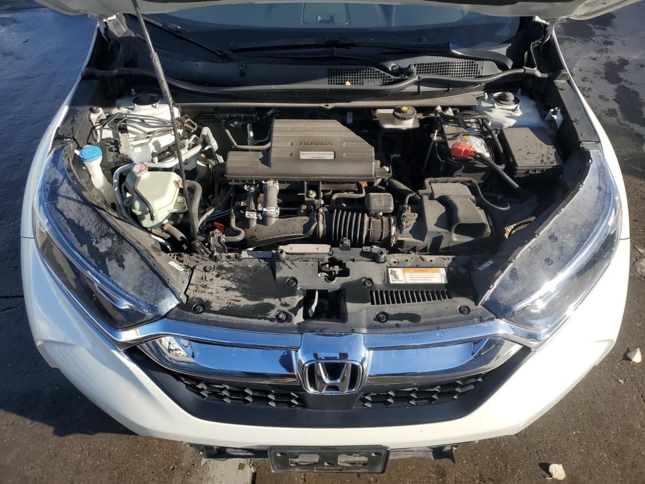 2018 Honda CR-V VIN 2HKRW2H58JH636882 Copart auction photo, front end damage thumbnail 12
