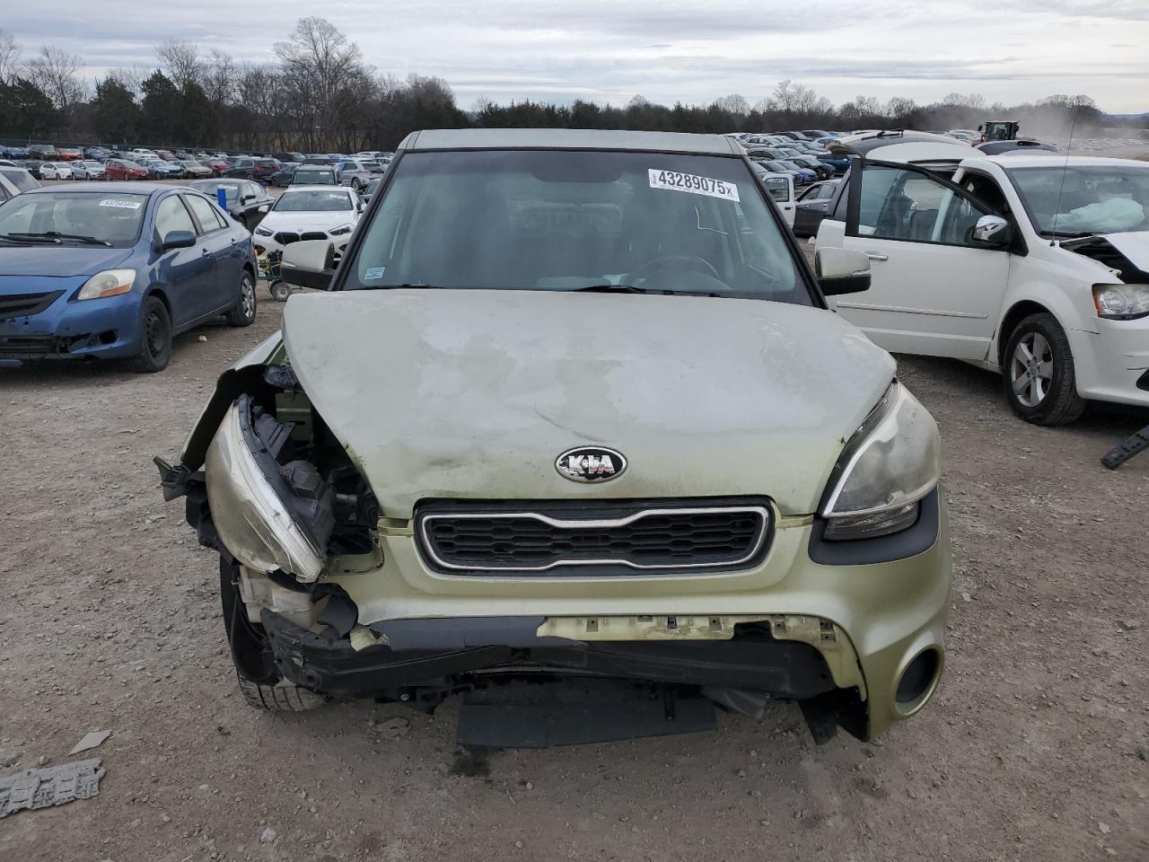 2013 KIA Soul VIN KNDJT2A61D7578437 Copart auction photo, front end / side damage thumbnail 5