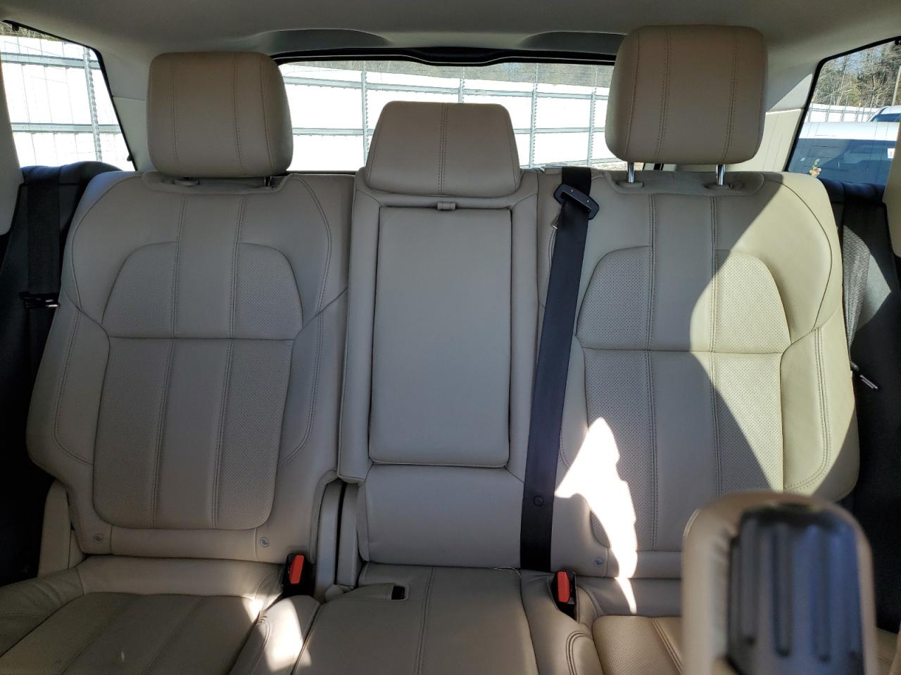 2016 Land Rover Range Rover VIN SALWG2VFXGA633794 Copart auction photo, normal wear damage thumbnail 10