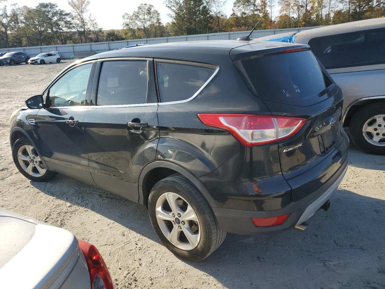 2015 Ford Escape VIN 1FMCU0G79FUB35866 Copart auction photo, front end damage thumbnail 2