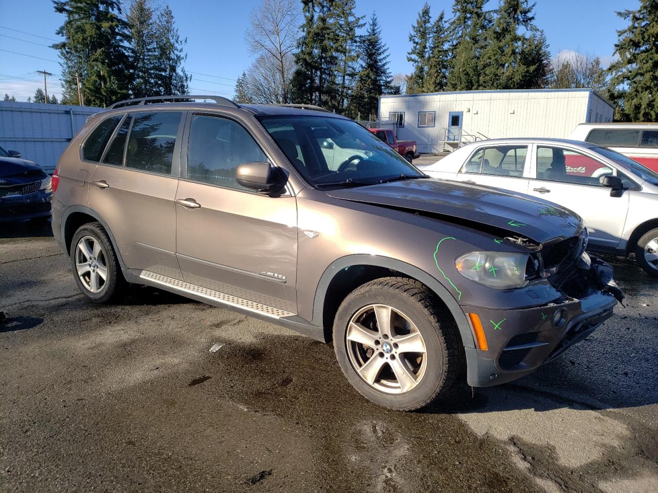 2011 BMW X5 VIN 5UXZW0C50BL660133 Copart auction photo, front end damage thumbnail 4
