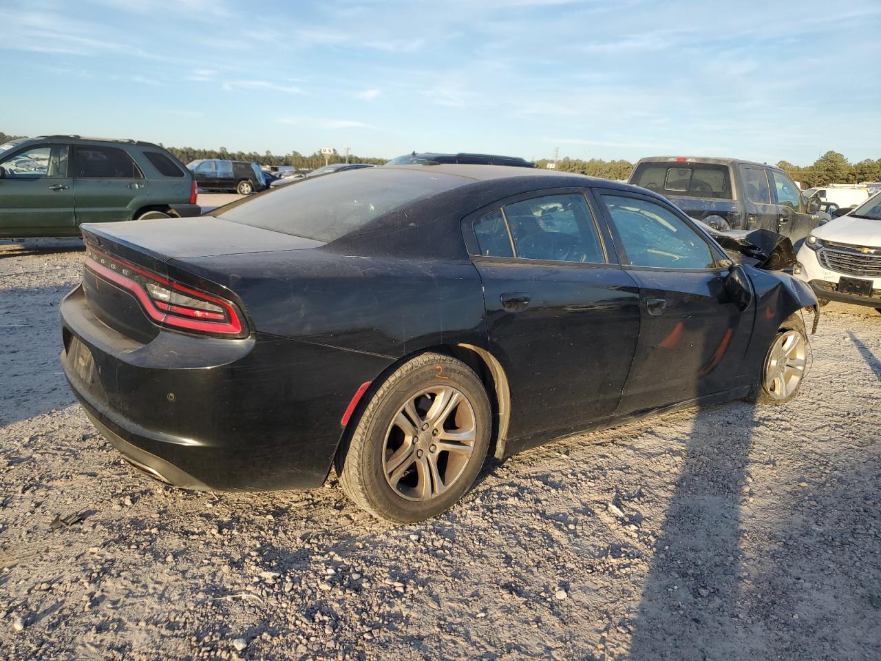 2019 Dodge Charger VIN 2C3CDXBG7KH743570 Copart auction photo, all over damage thumbnail 3