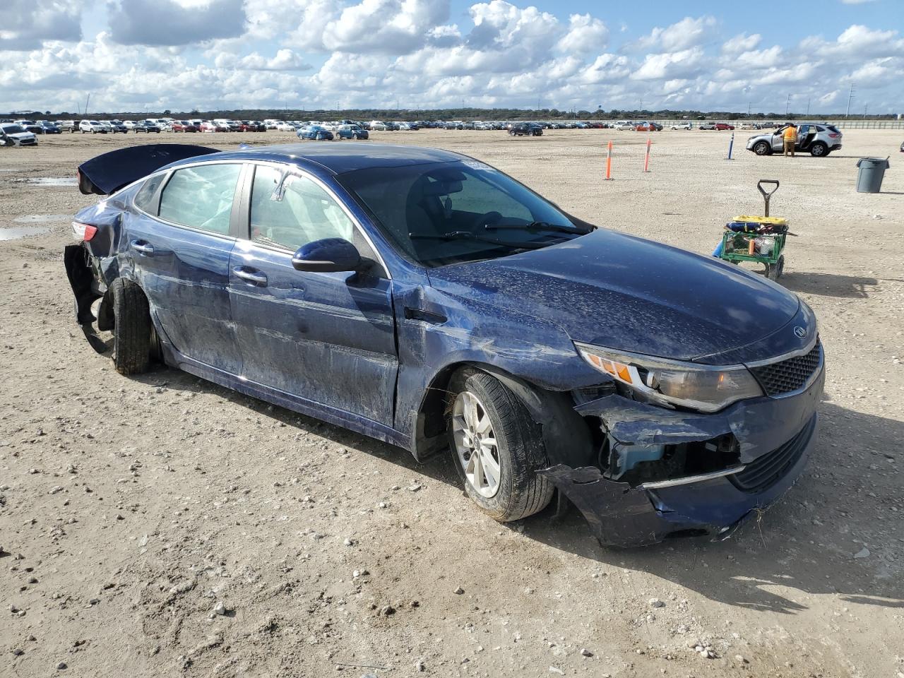 2016 KIA Optima VIN 5XXGT4L32GG082907 Copart auction photo, all over damage thumbnail 4