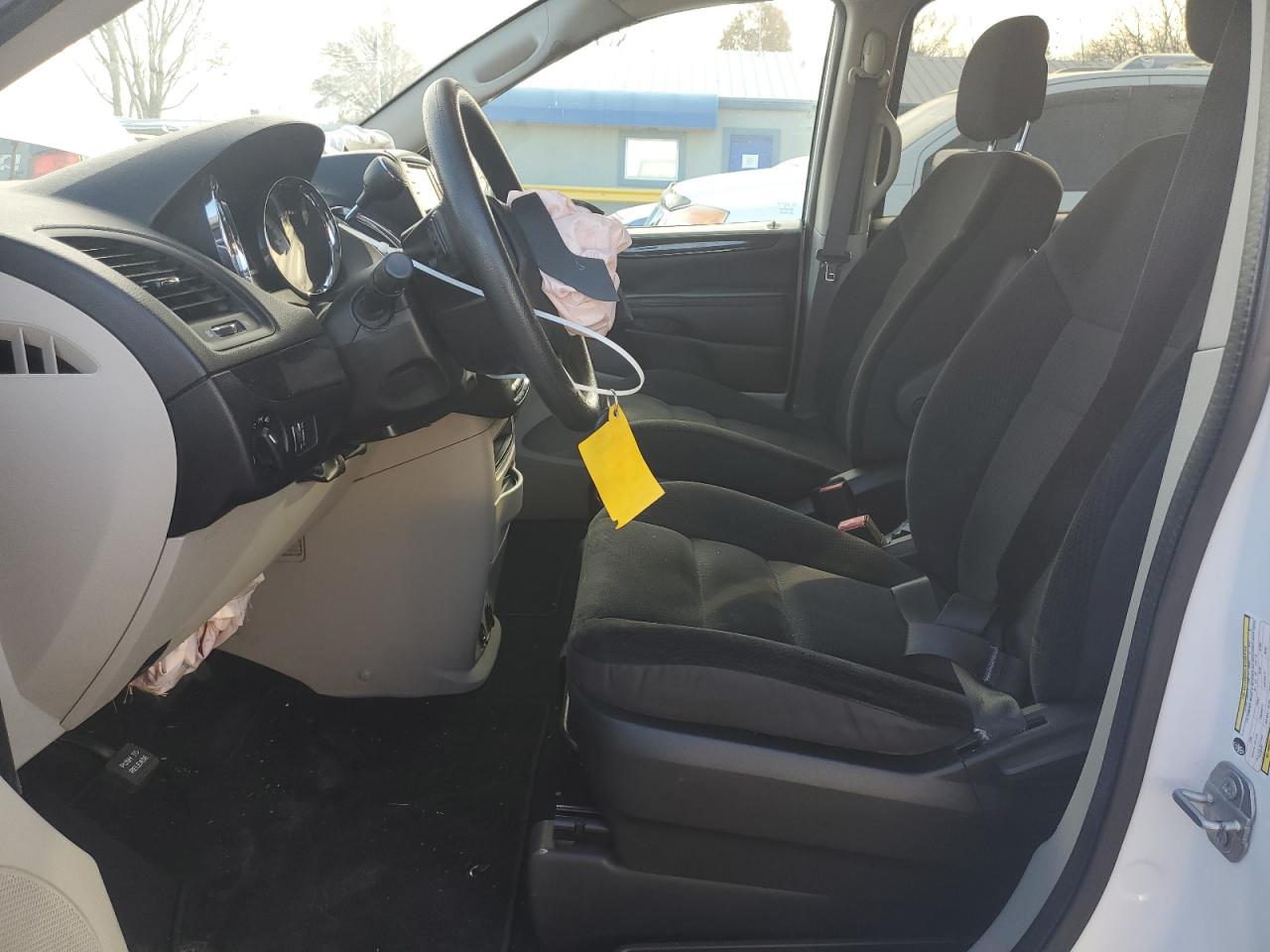 2019 Dodge Caravan VIN 2C4RDGBG6KR573377 Copart auction photo, front end / minor dent/scratches damage thumbnail 7