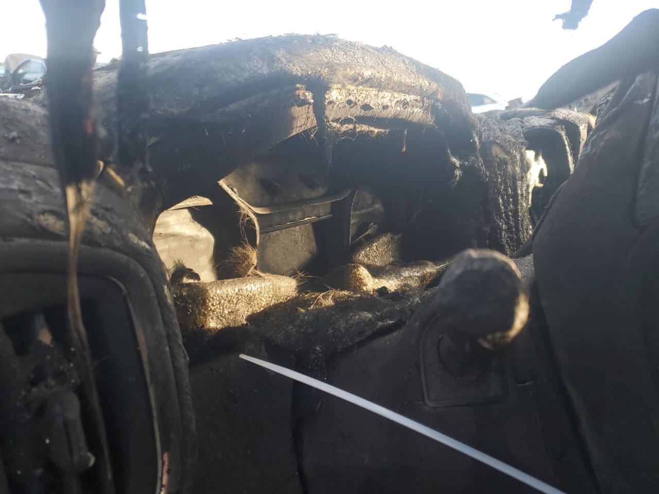 2020 GMC Sierra VIN 3GTU9DED3LG146760 Copart auction photo, burn / mechanical damage thumbnail 9