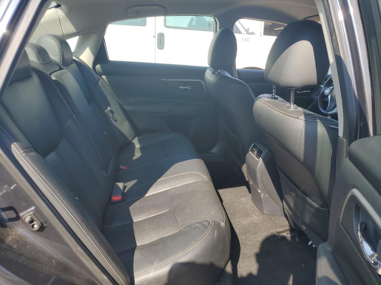 2018 Nissan Altima VIN 1N4AL3AP0JC189179 Copart auction photo, rear end damage thumbnail 11