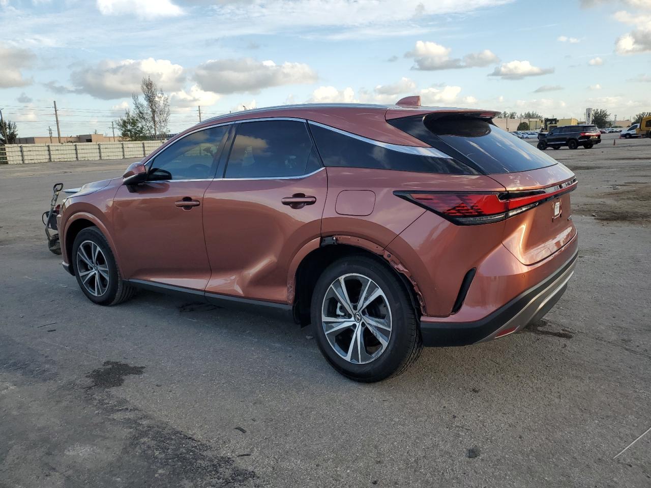2024 Lexus RX VIN 2T2BAMBAXRC041222 Copart auction photo, side damage thumbnail 2