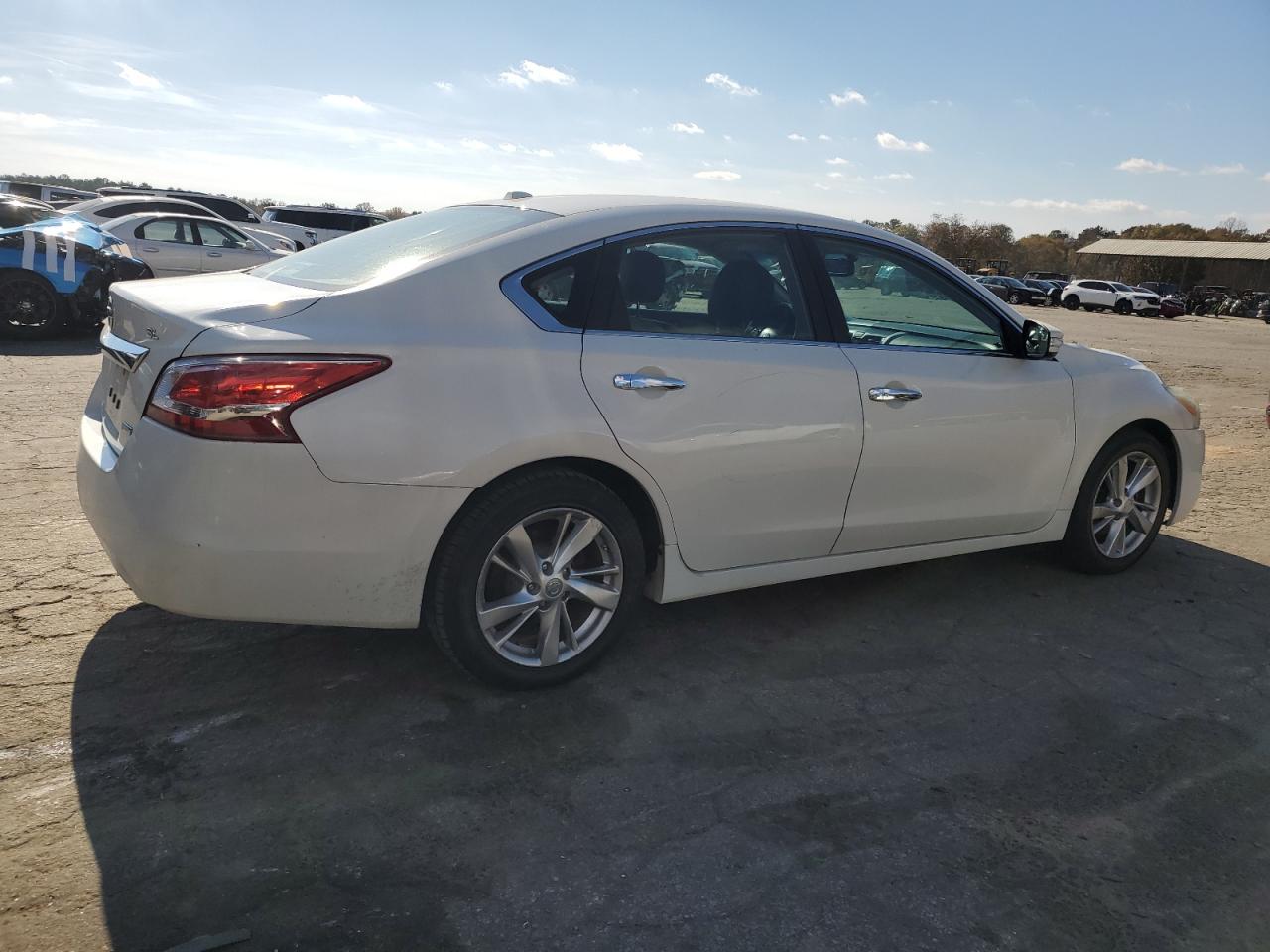 2013 Nissan Altima VIN 1N4AL3AP1DN500109 Copart auction photo, all over damage thumbnail 3