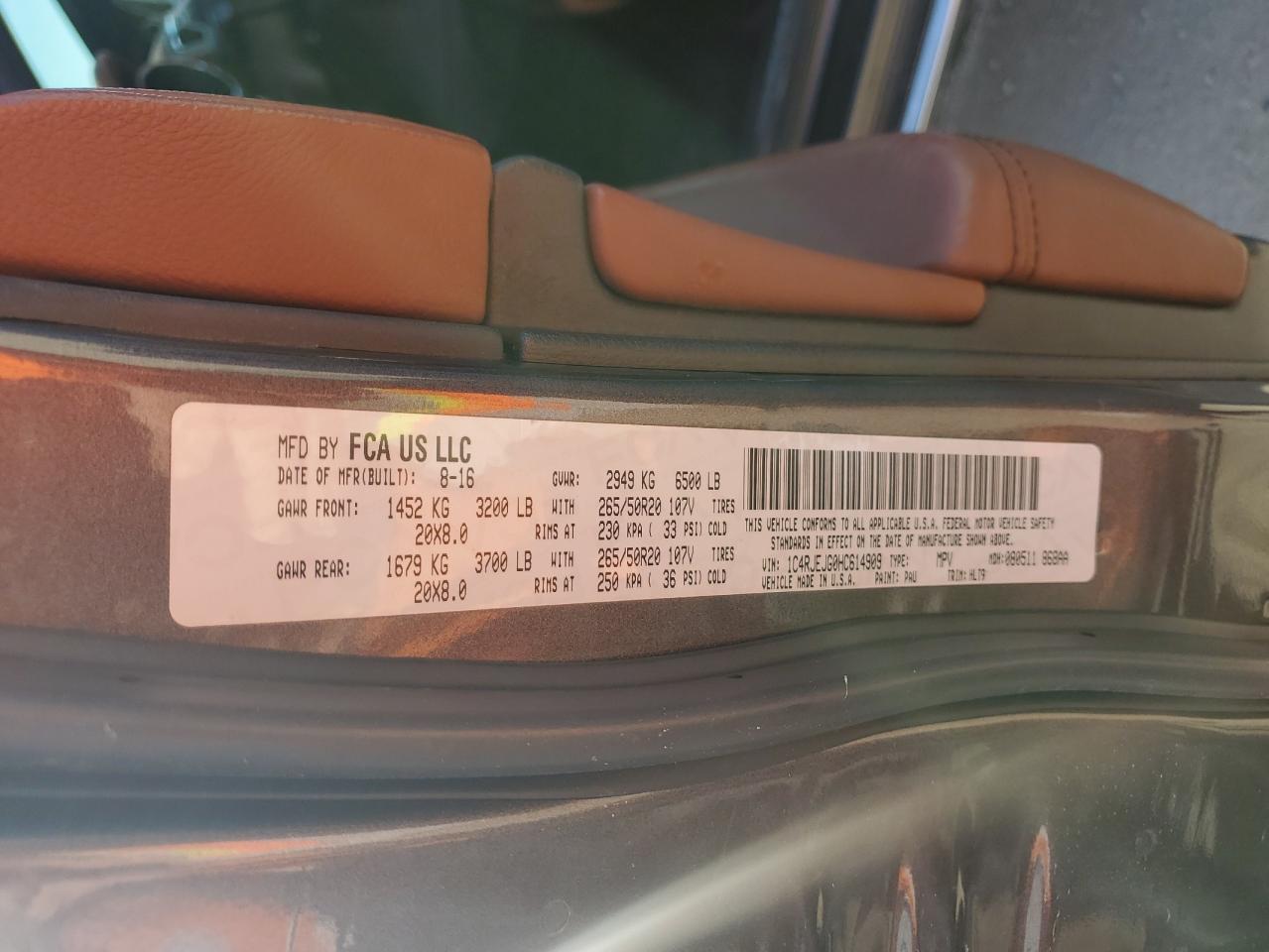 2017 Jeep Grand Cherokee VIN 1C4RJEJG0HC614909 Copart auction photo, front end / minor dent/scratches damage thumbnail 14