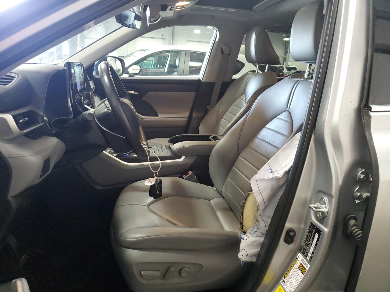 2021 Toyota Highlander VIN 5TDHZRBH1MS539357 Copart auction photo, side damage thumbnail 7