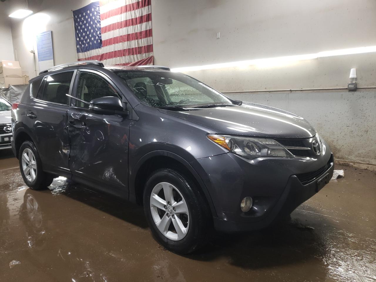 2013 Toyota RAV 4 VIN JTMRFREV1DD008038 Copart auction photo, front end / side damage thumbnail 4