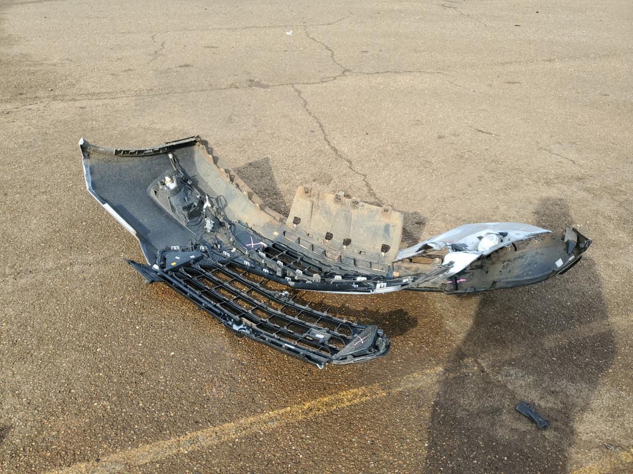 2020 Chevrolet Traverse VIN 1GNERJKW5LJ271452 Copart auction photo, front end / side damage thumbnail 12