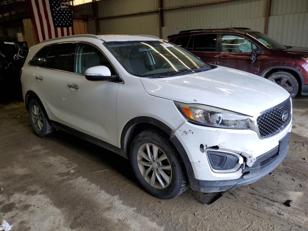2016 KIA Sorento VIN 5XYPG4A3XGG051939 Copart auction photo, front end damage thumbnail 4