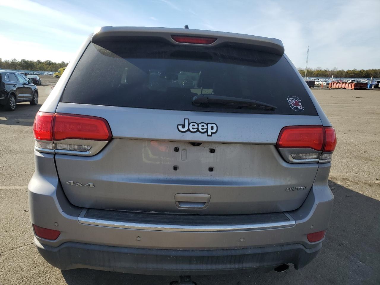 2016 Jeep Grand Cherokee VIN 1C4RJFBG7GC370758 Copart auction photo, front end / side damage thumbnail 6