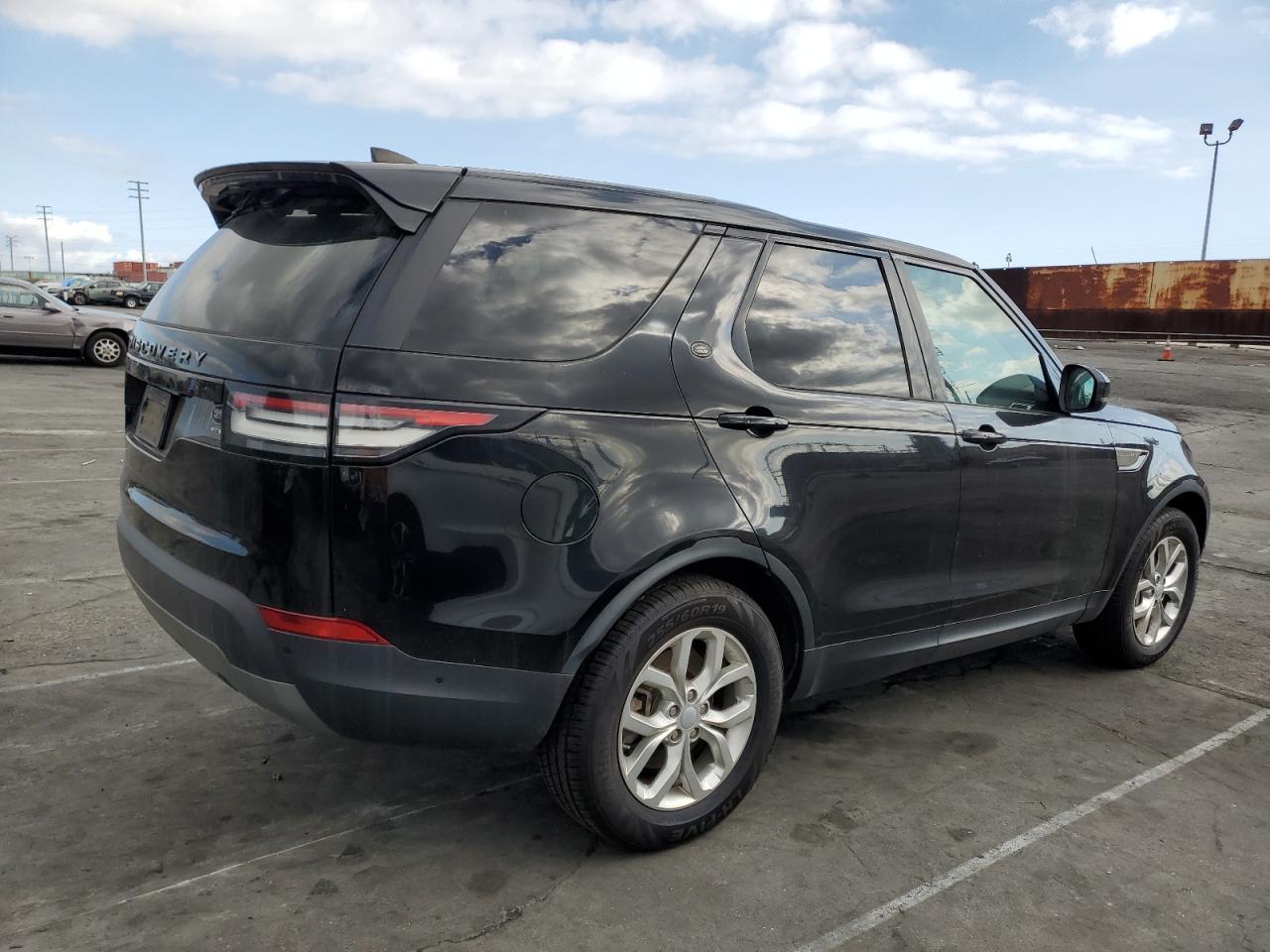 2020 Land Rover Discovery VIN SALRG2RV9L2423500 Copart auction photo, minor dent/scratches damage thumbnail 3