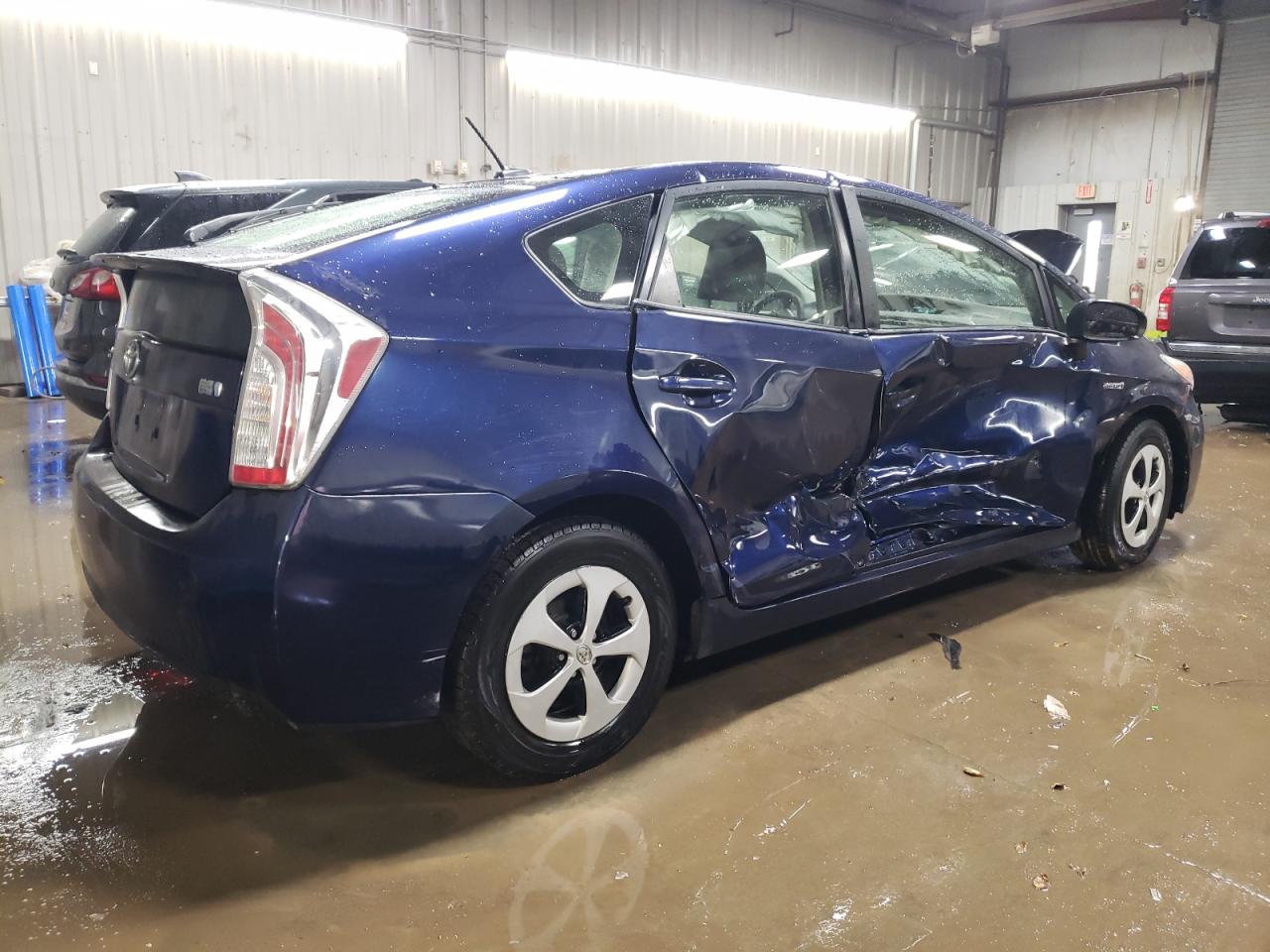 2015 Toyota Prius VIN JTDKN3DU6F0396694 Copart auction photo, side damage thumbnail 3