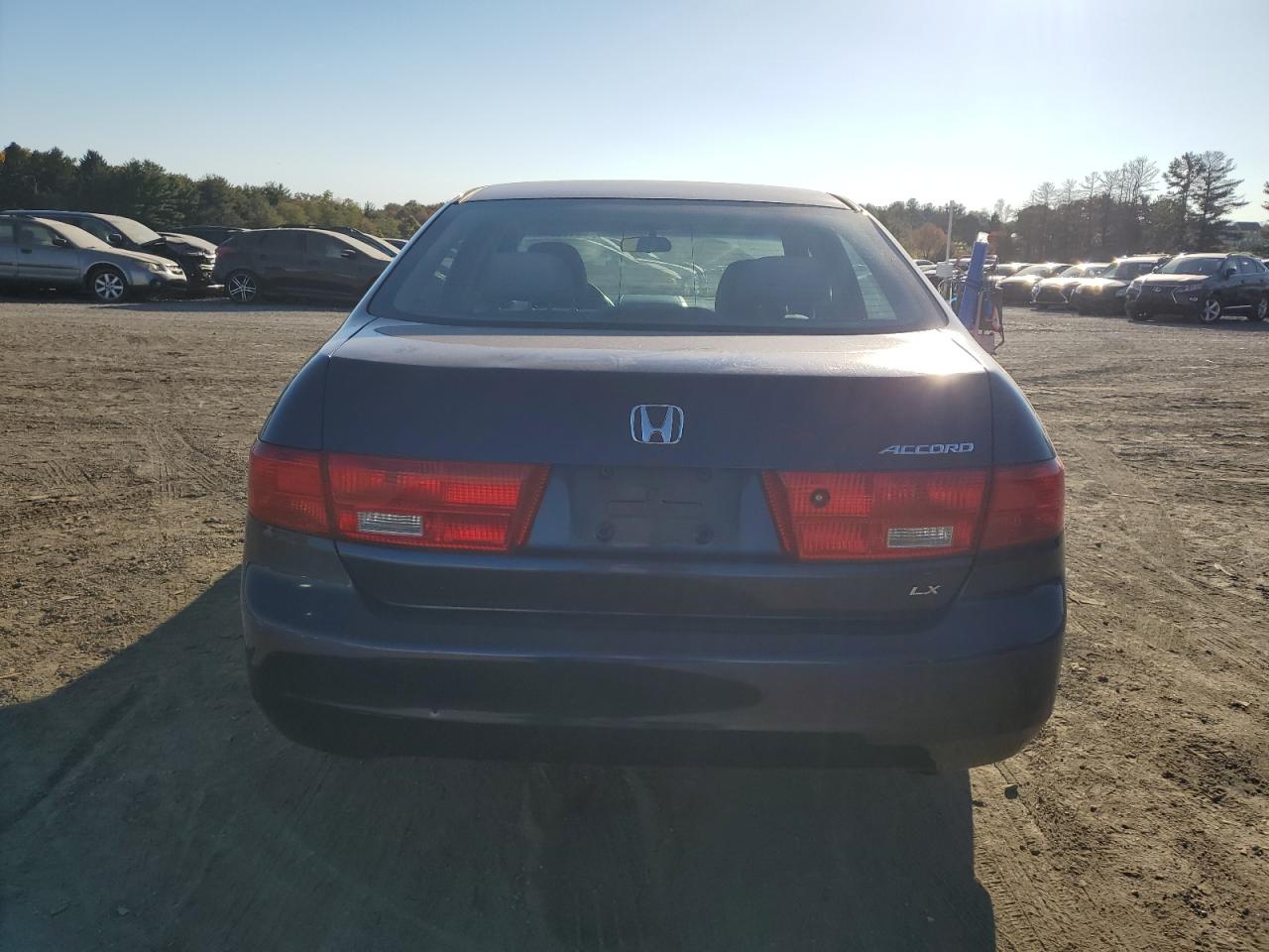 2005 Honda Accord VIN 1HGCM56445A003432 Copart auction photo, front end / minor dent/scratches damage thumbnail 6
