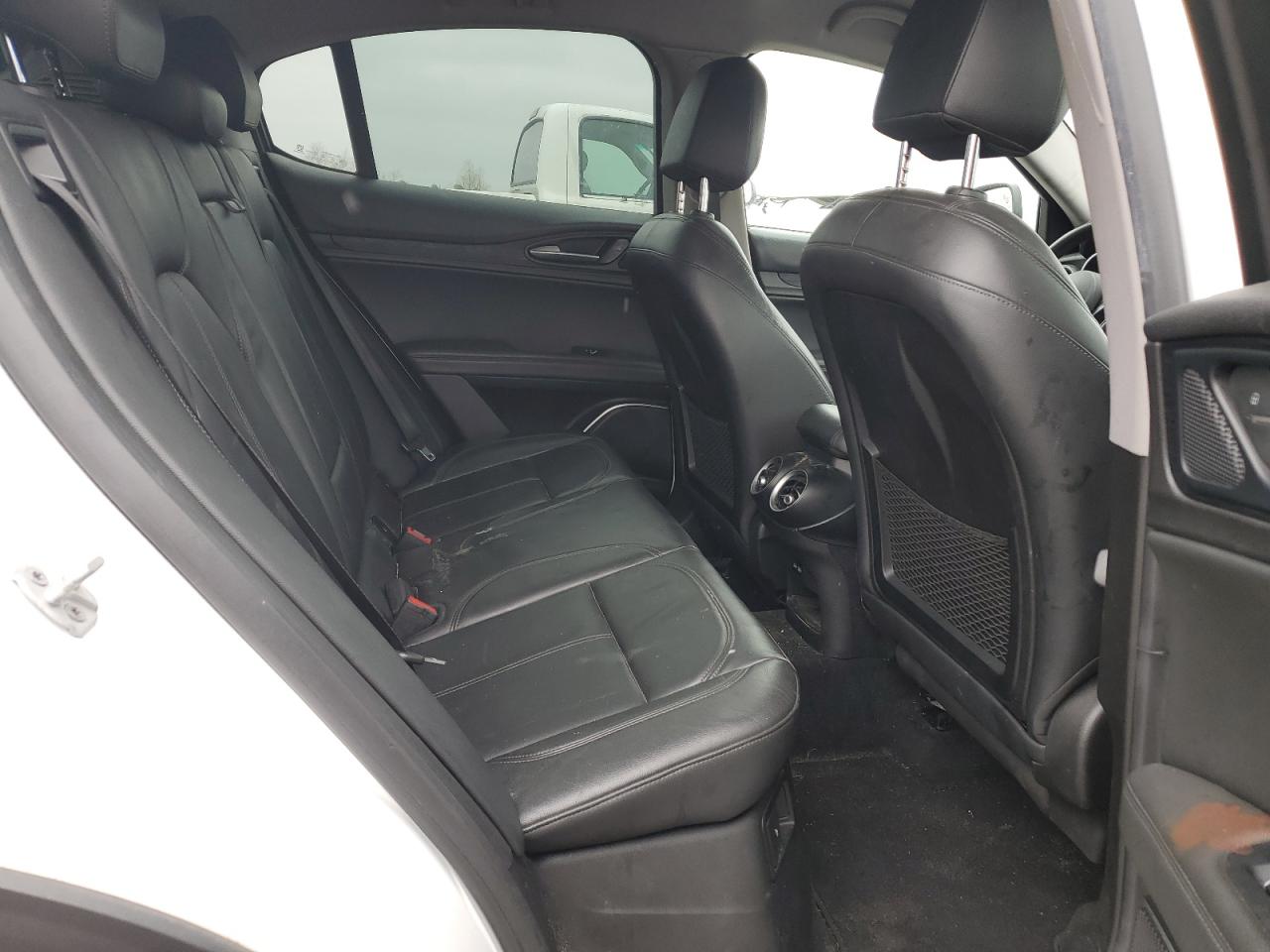2019 Alfa Romeo Stelvio VIN ZASPAJAN8K7C50633 Copart auction photo, vandalism / mechanical damage thumbnail 10