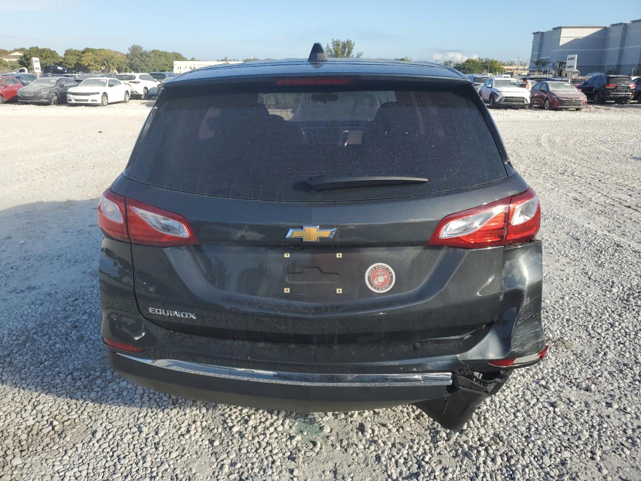 2018 Chevrolet Equinox VIN 2GNAXHEV1J6139850 Copart auction photo, front end / rear end damage thumbnail 6