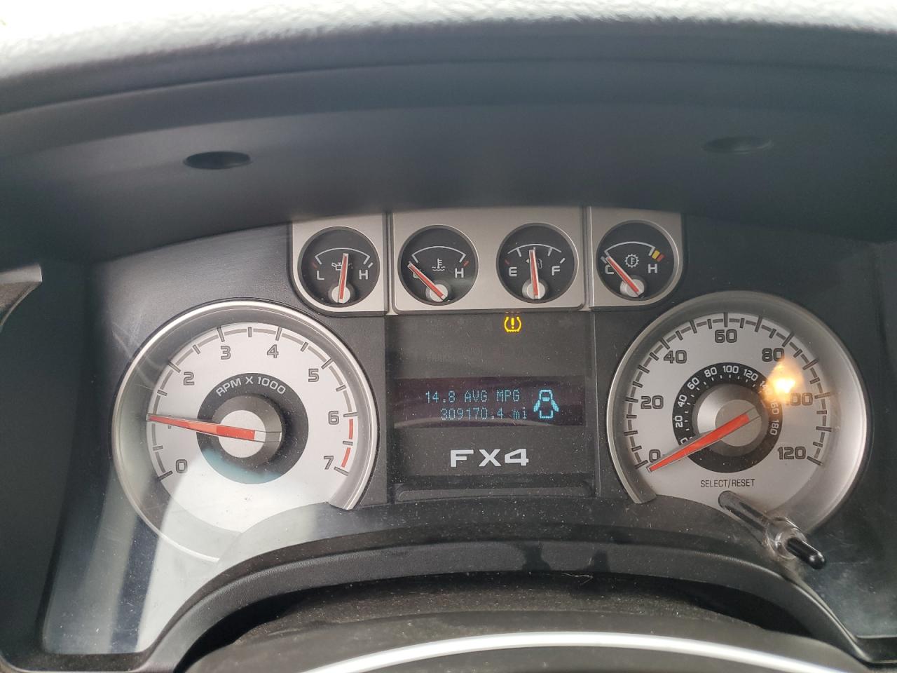 2009 Ford F-150 VIN 1FTPW14V09FA35351 Copart auction photo, front end damage thumbnail 9