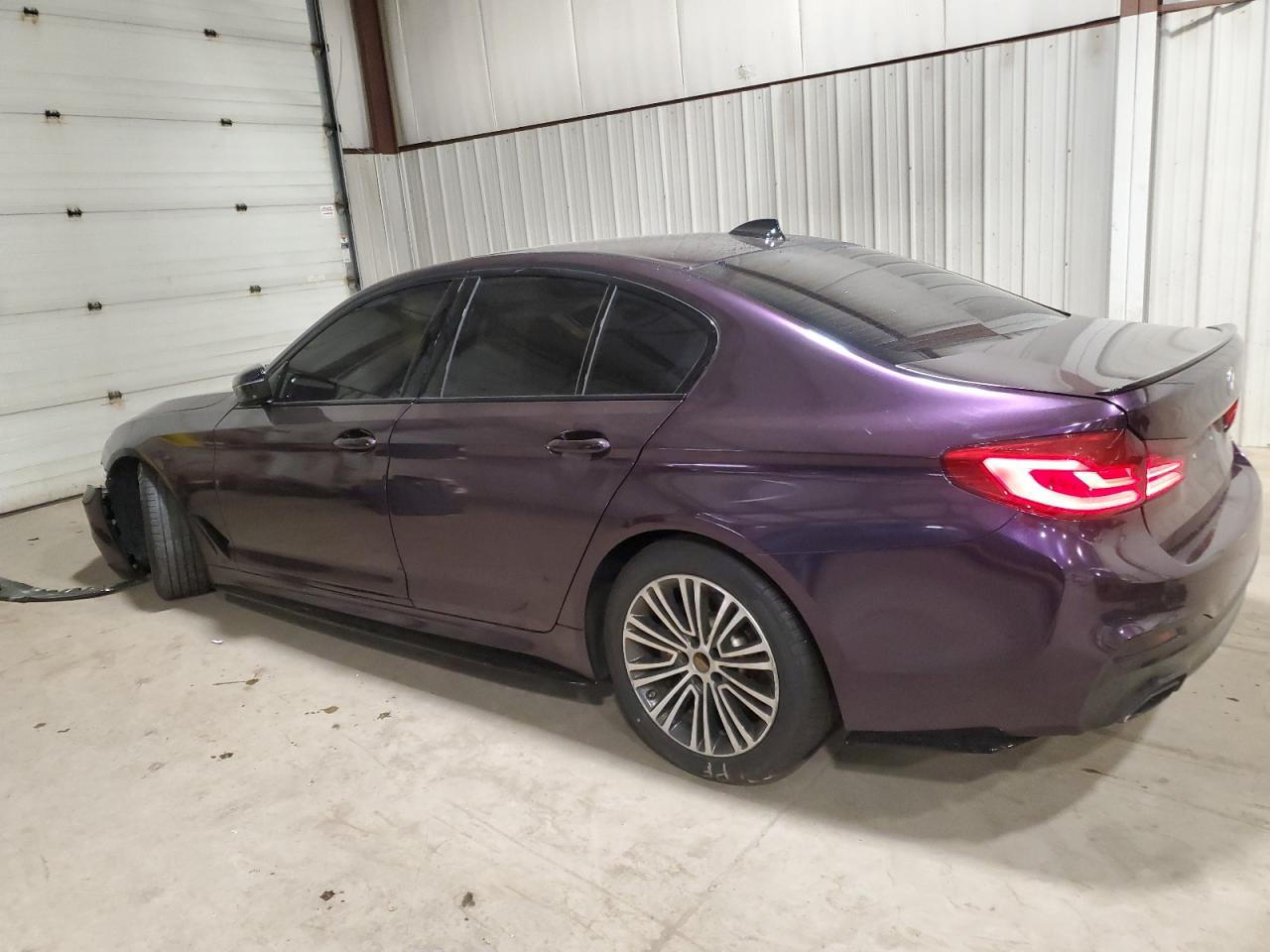 2017 BMW 5er VIN WBAJA7C33HG457739 Copart auction photo, front end damage thumbnail 2