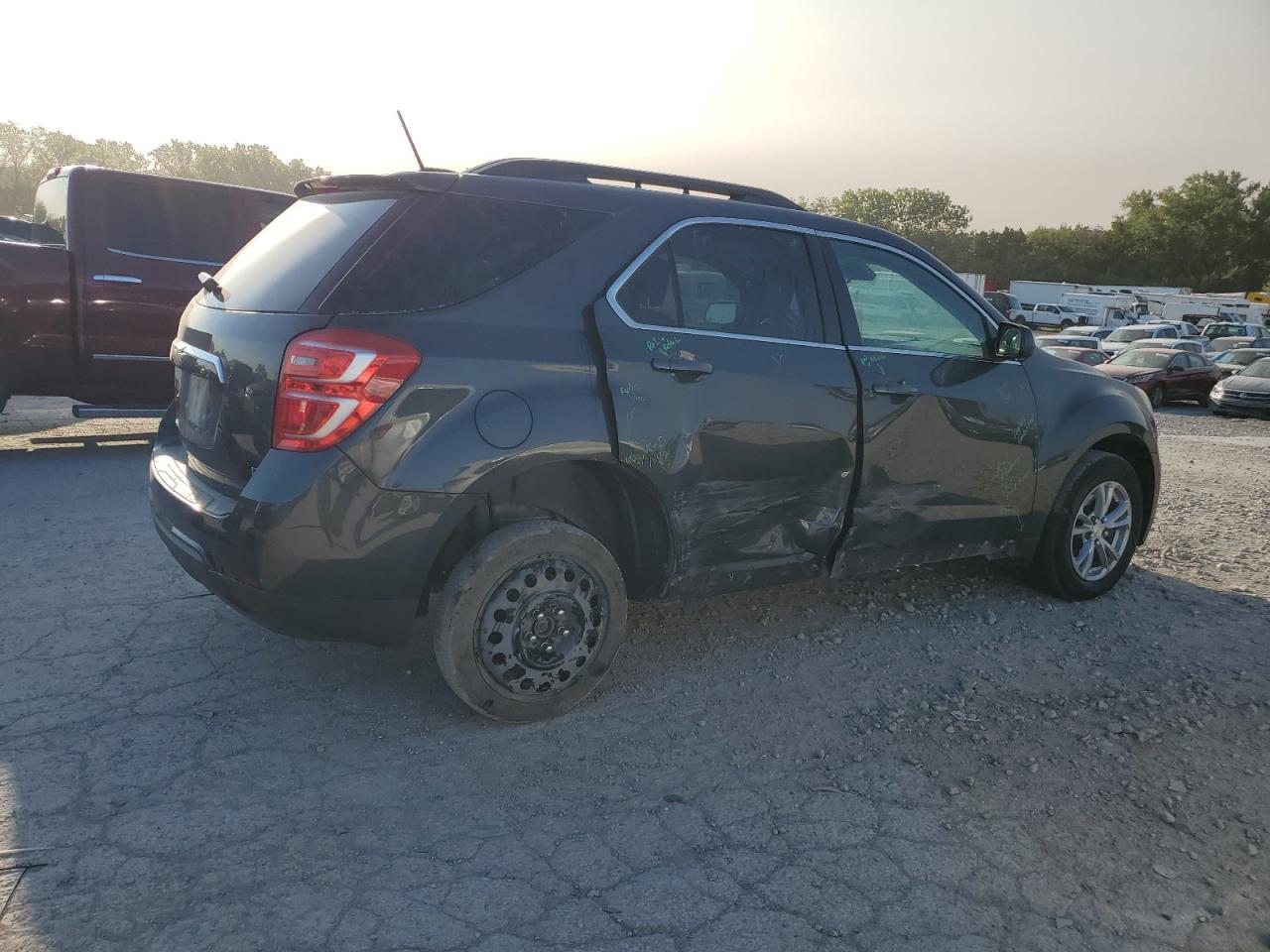 2017 Chevrolet Equinox VIN 2GNFLFEKXH6211196 Copart auction photo, side / minor dent/scratches damage thumbnail 3