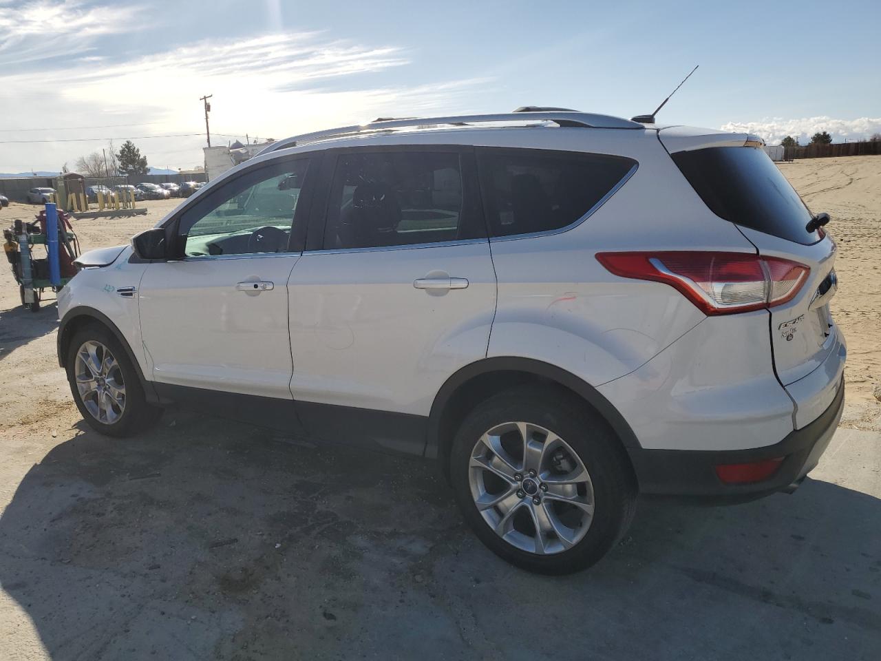 2014 Ford Escape VIN 1FMCU9JX0EUA45601 Copart auction photo, front end damage thumbnail 2