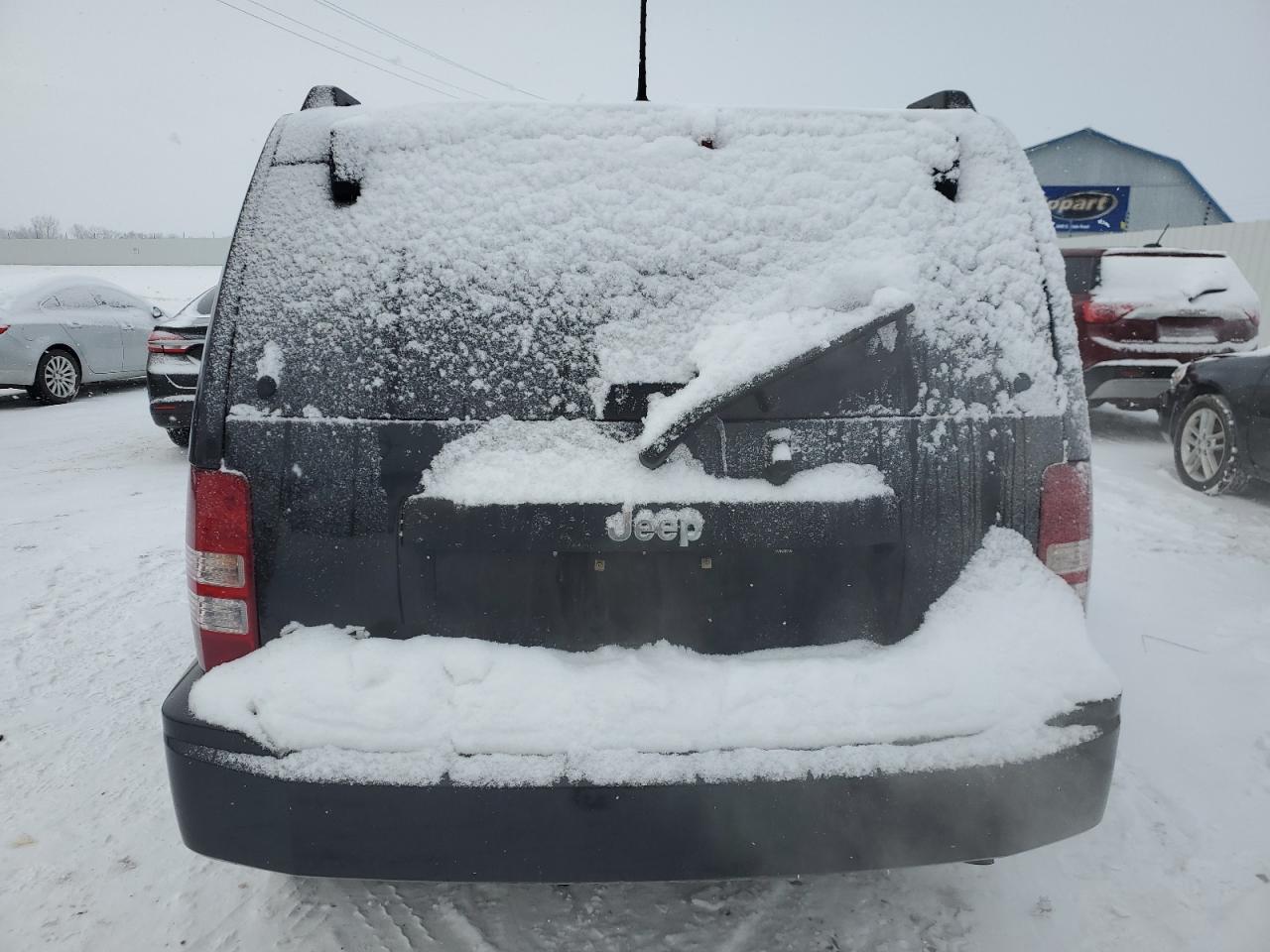 2009 Jeep Liberty (North America) VIN 1J8GN28K19W553549 Copart auction photo, minor dent/scratches damage thumbnail 6
