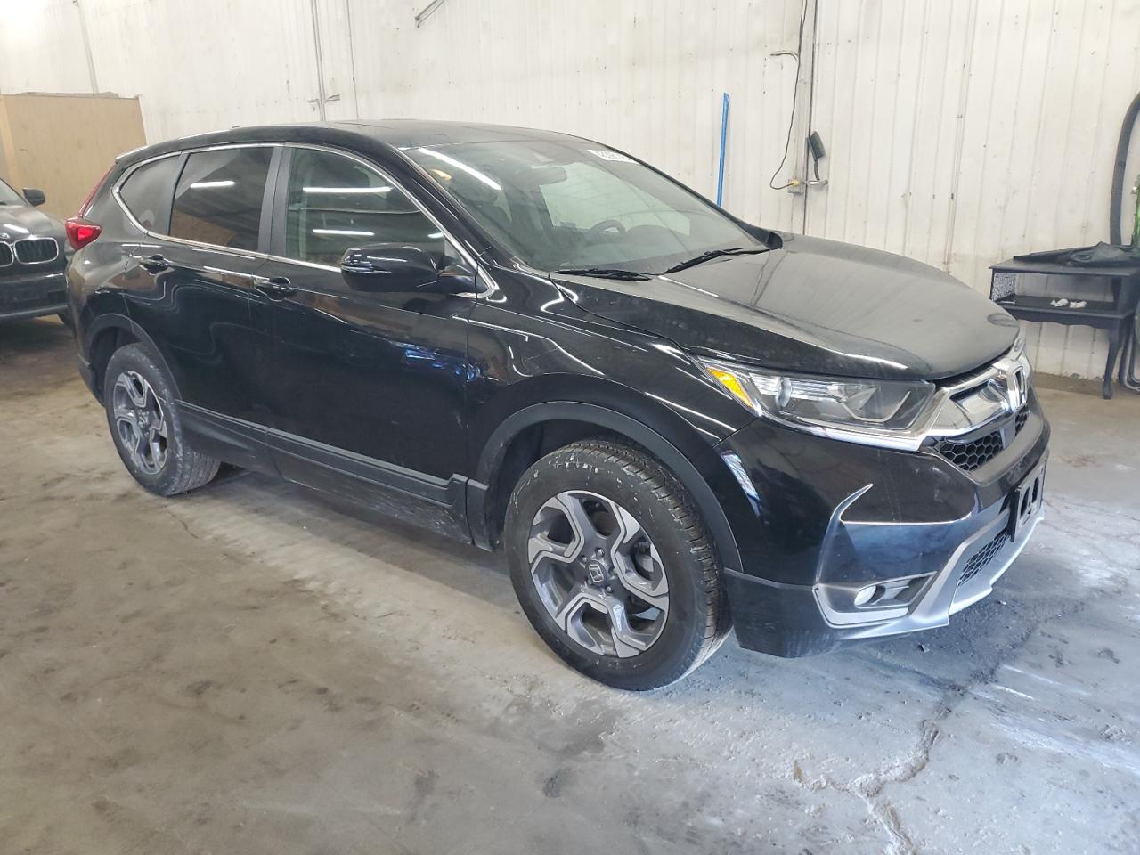 2018 Honda CR-V VIN 7FARW2H59JE041817 Copart auction photo, minor dent/scratches damage thumbnail 4
