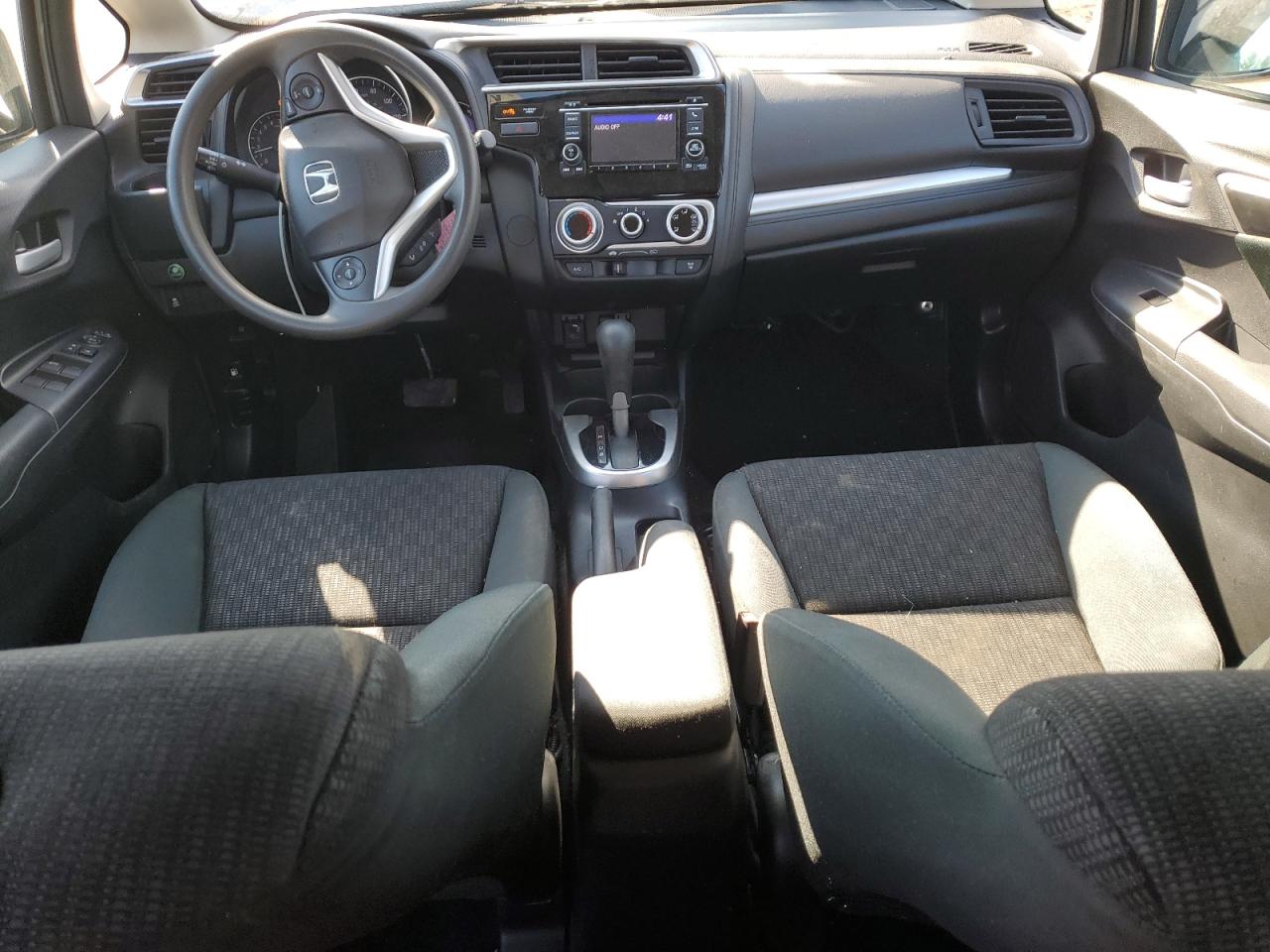 2017 Honda Fit VIN 3HGGK5H57HM712277 Copart auction photo, front end / minor dent/scratches damage thumbnail 8