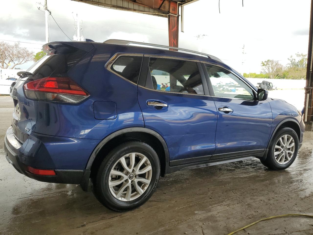 2020 Nissan Rogue VIN JN8AT2MT0LW012148 Copart auction photo, minor dent/scratches damage thumbnail 3