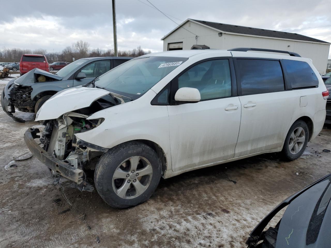 2014 Toyota Sienna VIN 5TDKK3DC4ES407929