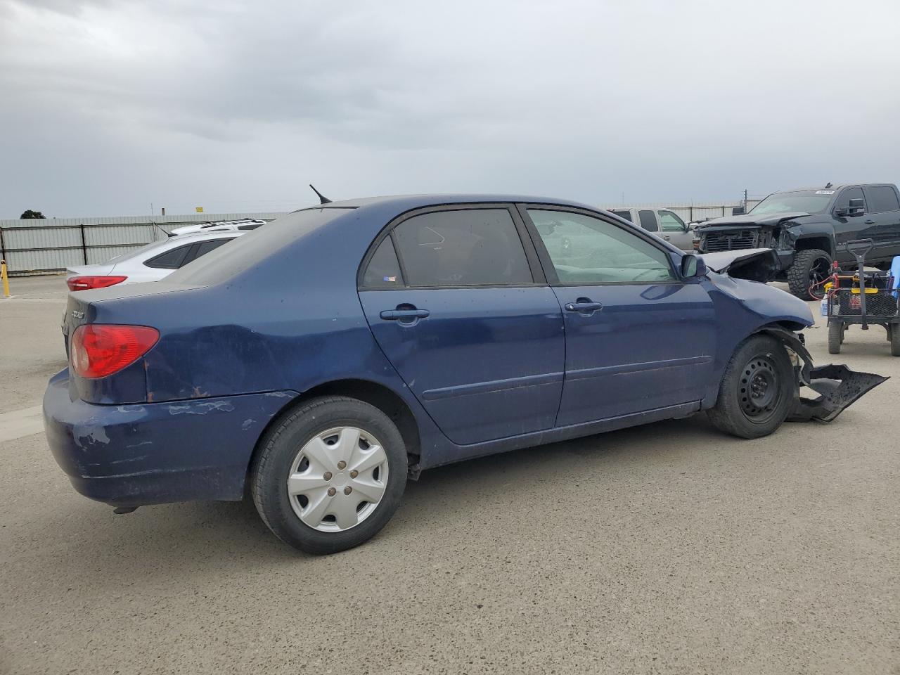 2007 Toyota Corolla VIN 2T1BR32EX7C724691 Copart auction photo, front end / rear end damage thumbnail 3