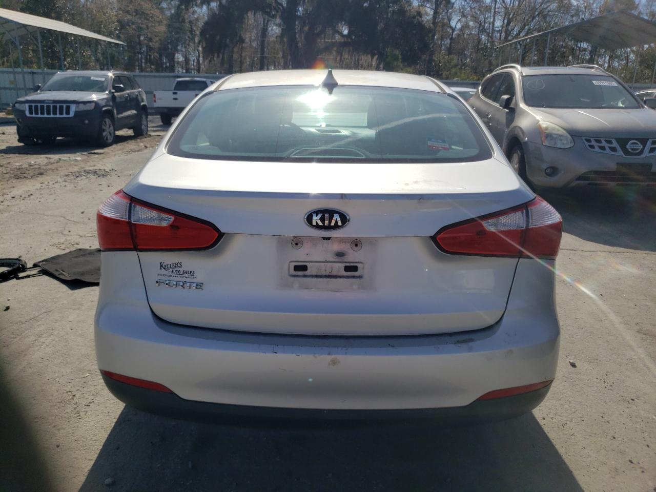 2016 KIA Forte VIN KNAFX4A66G5503185 Copart auction photo, normal wear damage thumbnail 6