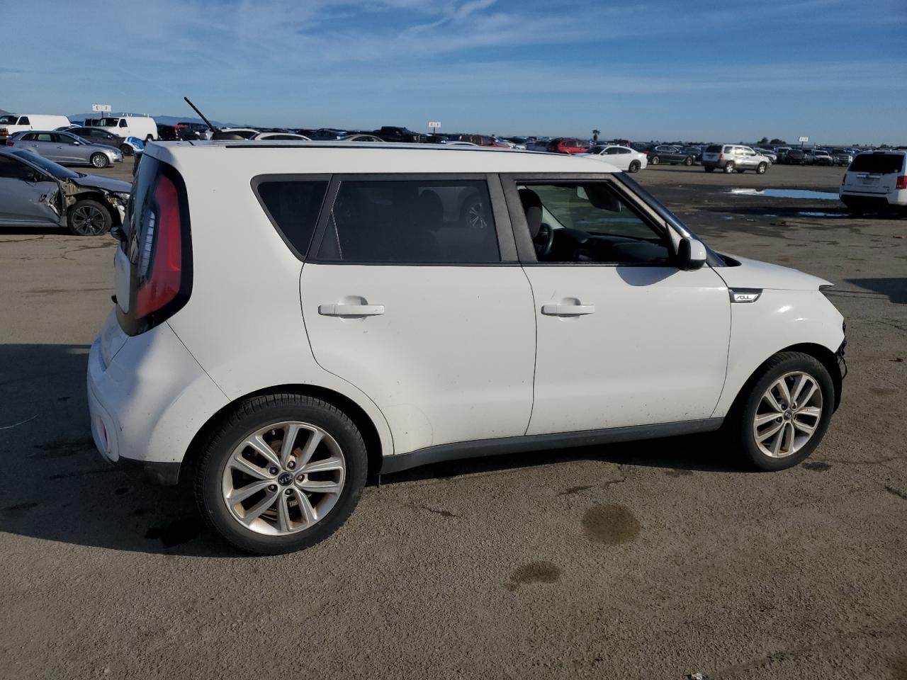 2019 KIA Soul VIN KNDJP3A54K7012366 Copart auction photo, front end damage thumbnail 3