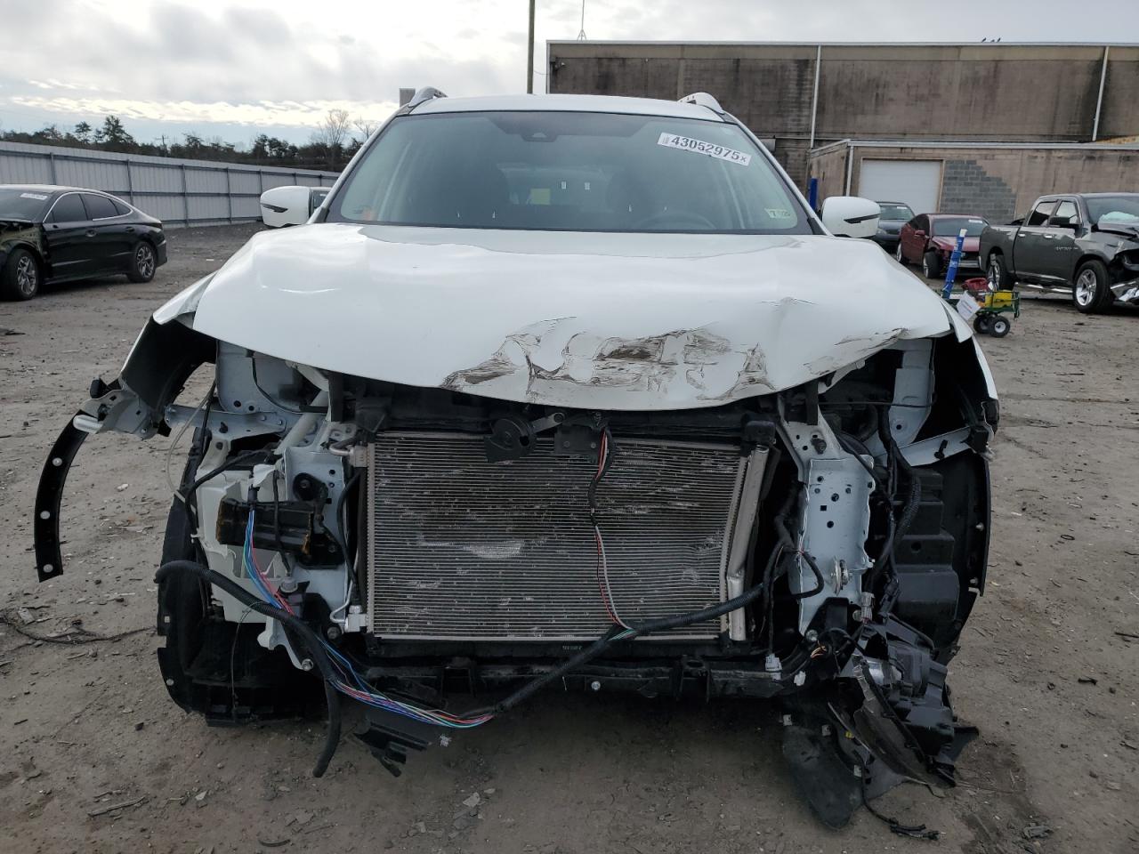 2020 Nissan Rogue VIN KNMAT2MV9LP542562 Copart auction photo, front end damage thumbnail 5