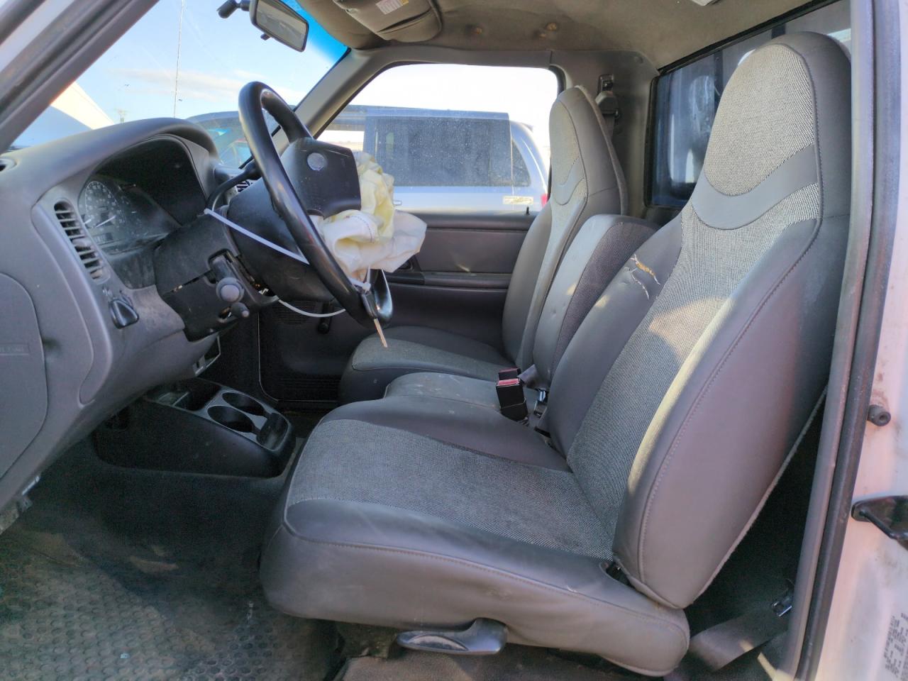 2001 Ford Ranger VIN 1FTYR11E81PB09744 Copart auction photo, front end damage thumbnail 7