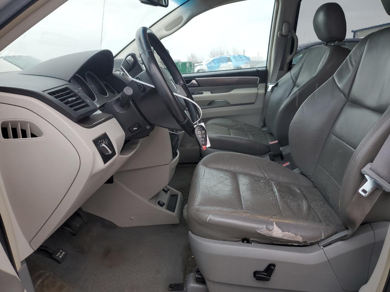2009 Volkswagen Routan VIN 2V8HW34149R585906 Copart auction photo, front end damage thumbnail 7