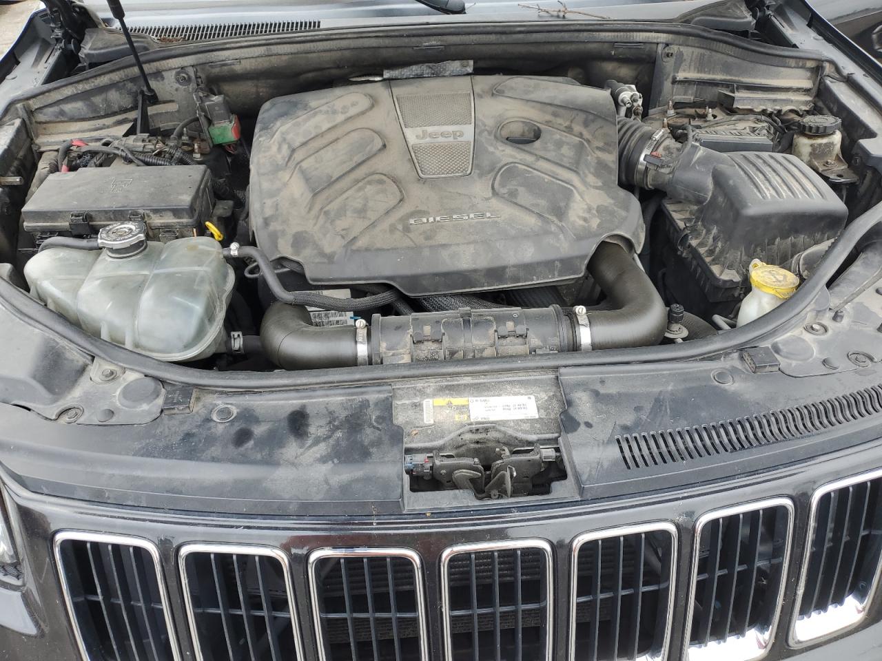 2014 Jeep Grand Cherokee VIN 1C4RJFBM7EC302446 Copart auction photo, minor dent/scratches damage thumbnail 12