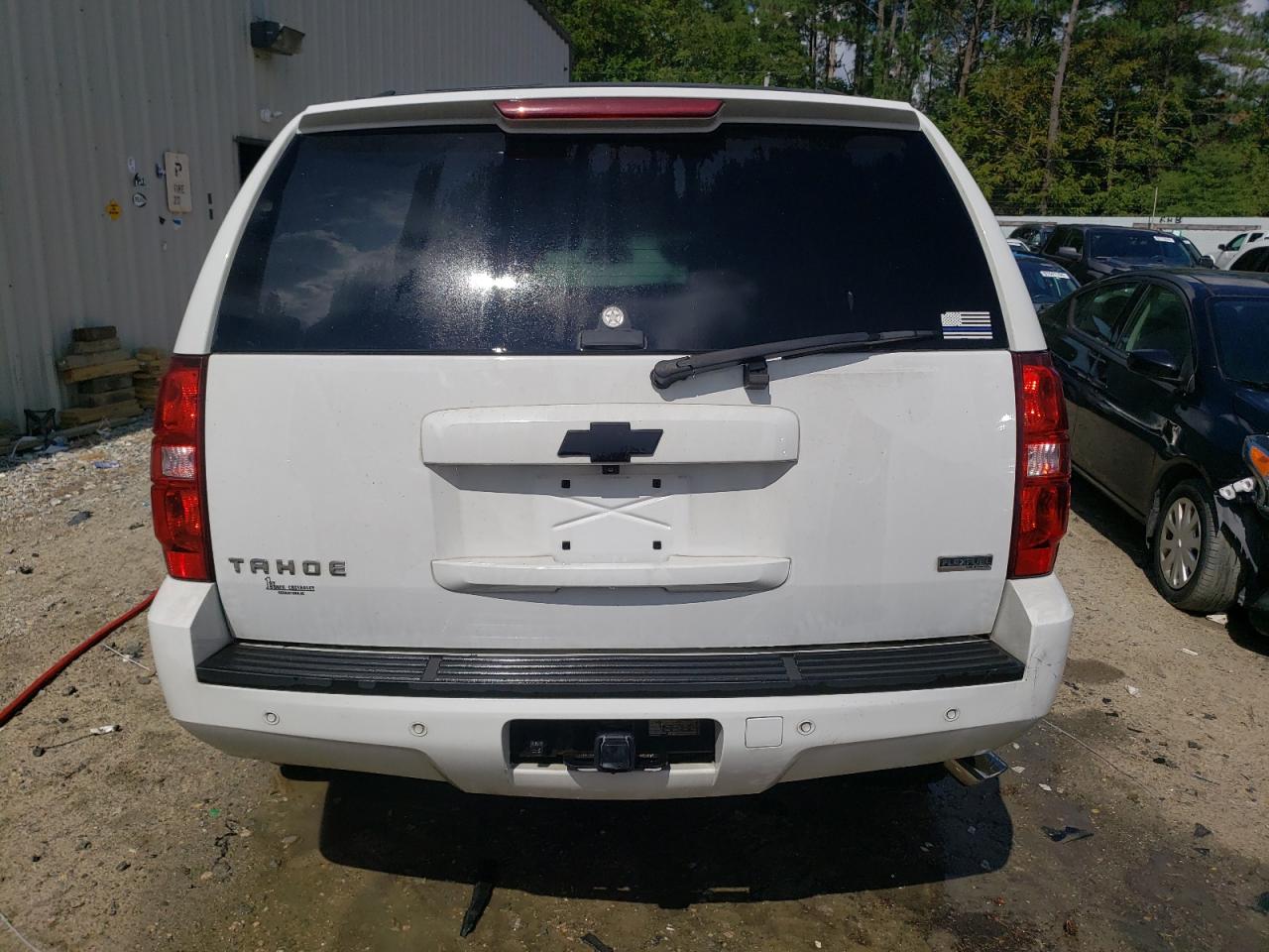 2011 Chevrolet Tahoe VIN 1GNSKAE08BR380793 Copart auction photo, front end / side damage thumbnail 6